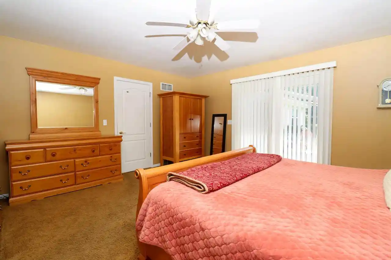 3rd image of 3906 Jacob Court Court, Racine, WI 53403 | MLS# 1971924