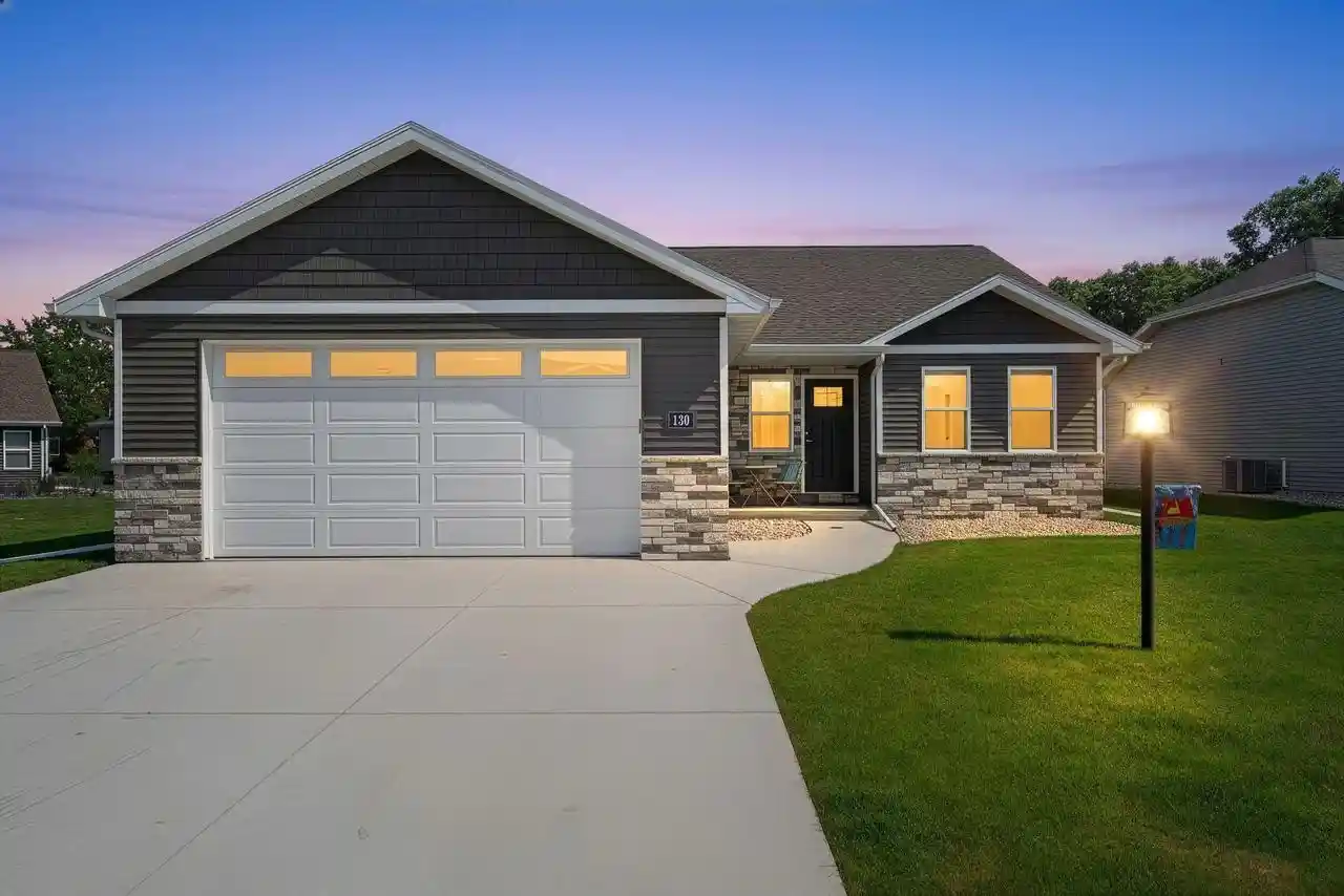 Homes for sale in Wrightstown, WI | 130 Golf Course Dr Dr, Wrightstown, WI 54180 | MLS# 50329226