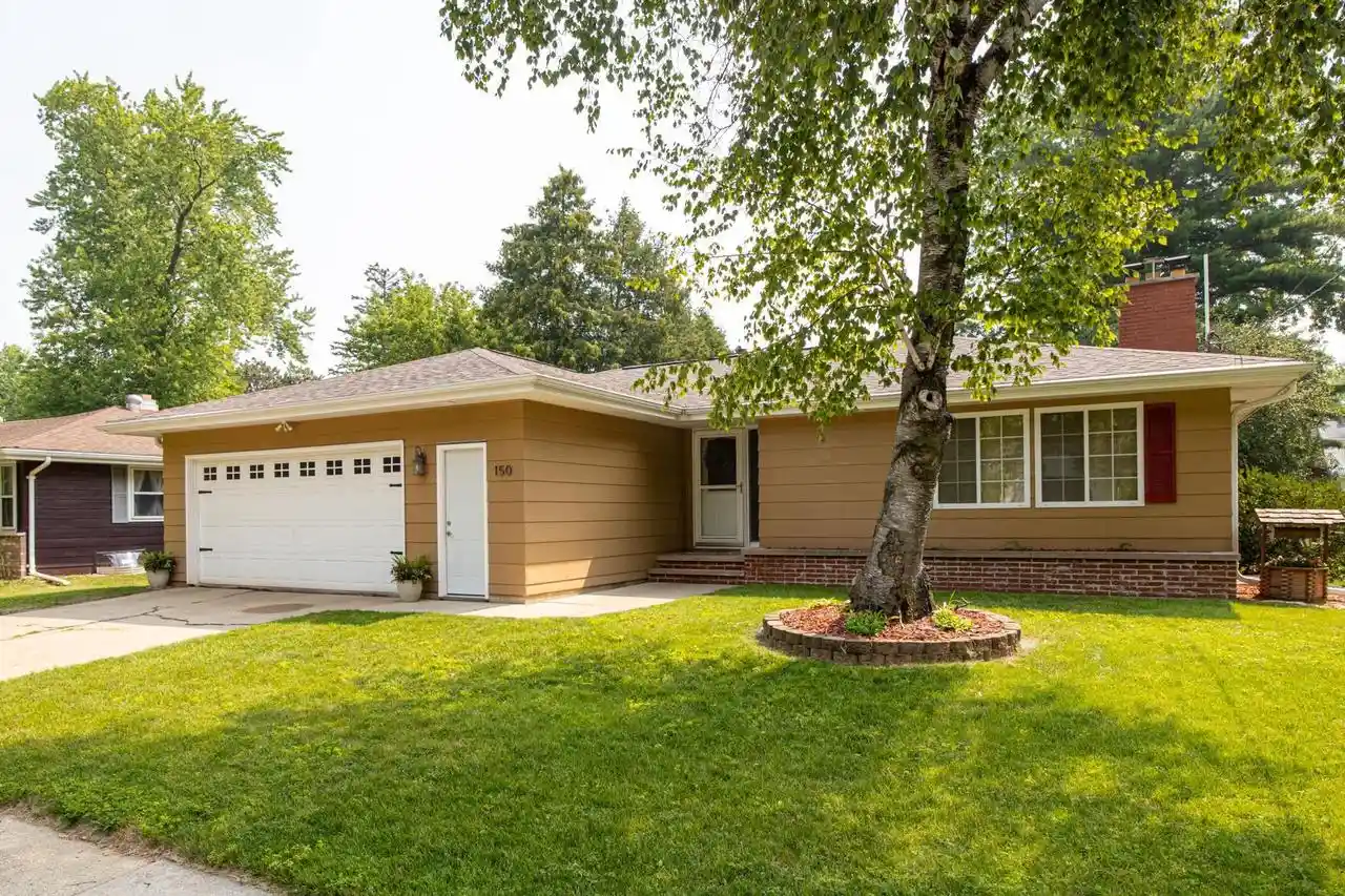 1st image of 150 S Lee Street Street, Appleton, WI 54915 | MLS# 50329227