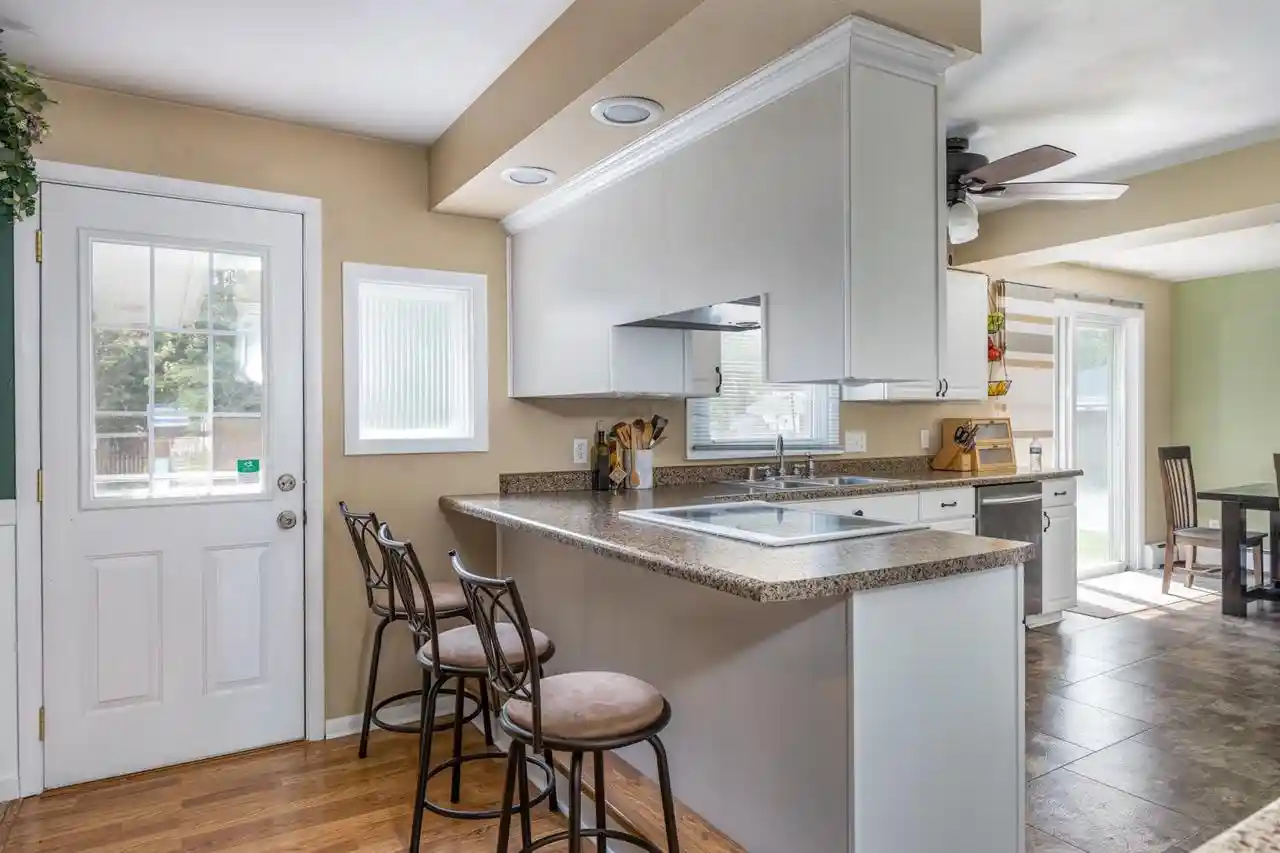 5th image of 150 S Lee Street Street, Appleton, WI 54915 | MLS# 50329227