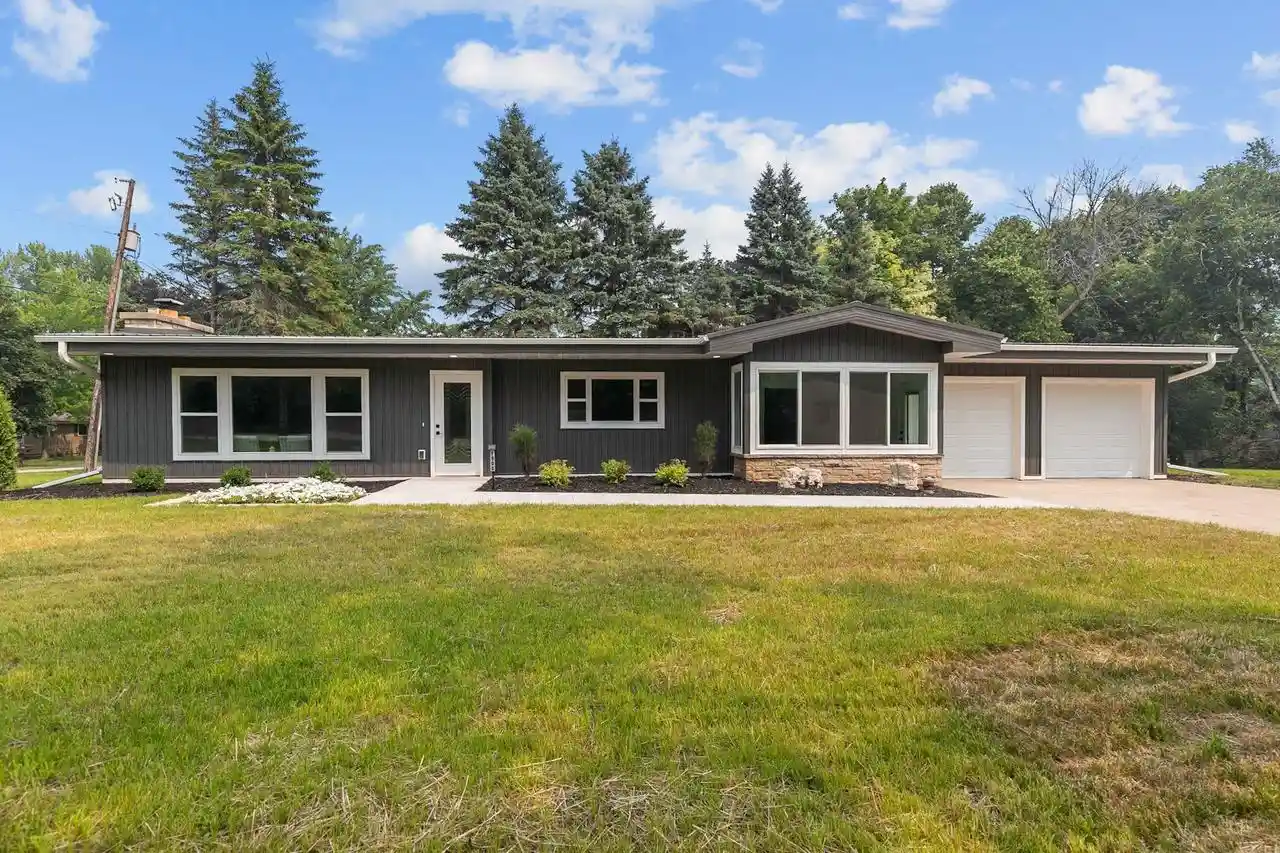 1st image of 1900 Leonard Point Road Road, Oshkosh, WI 54904 | MLS# 50329229