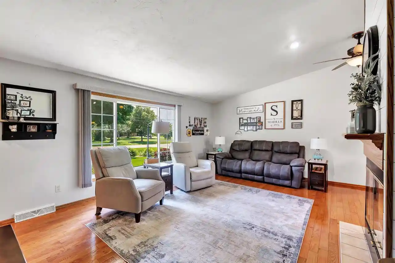 2nd image of 3659 Van Laanen Road Road, Green Bay, WI 54311 | MLS# 50329202