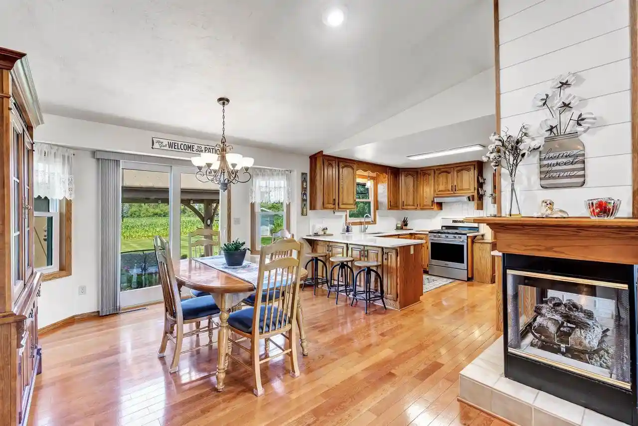 4th image of 3659 Van Laanen Road Road, Green Bay, WI 54311 | MLS# 50329202