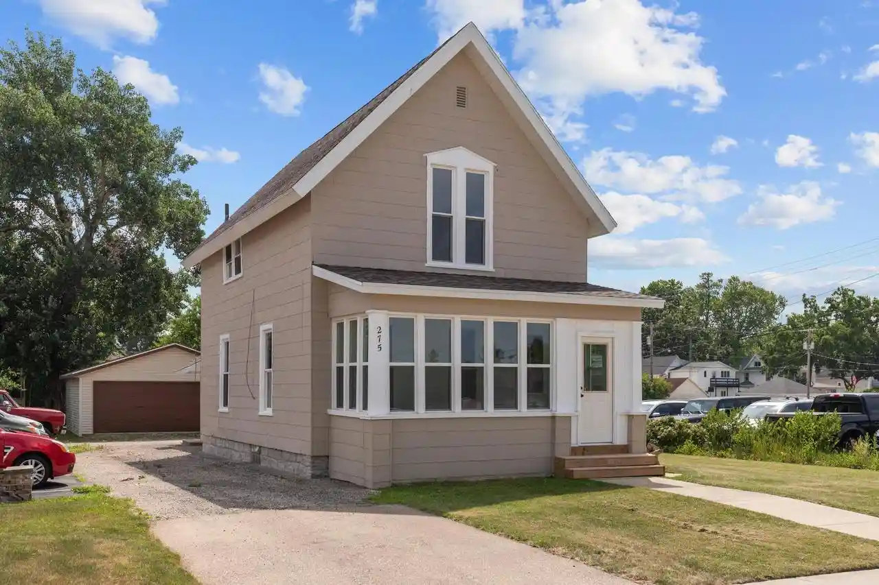 Homes for sale in Waupun, WI | 275 S Madison Street Street, Waupun, WI 53963 | MLS# 50329233
