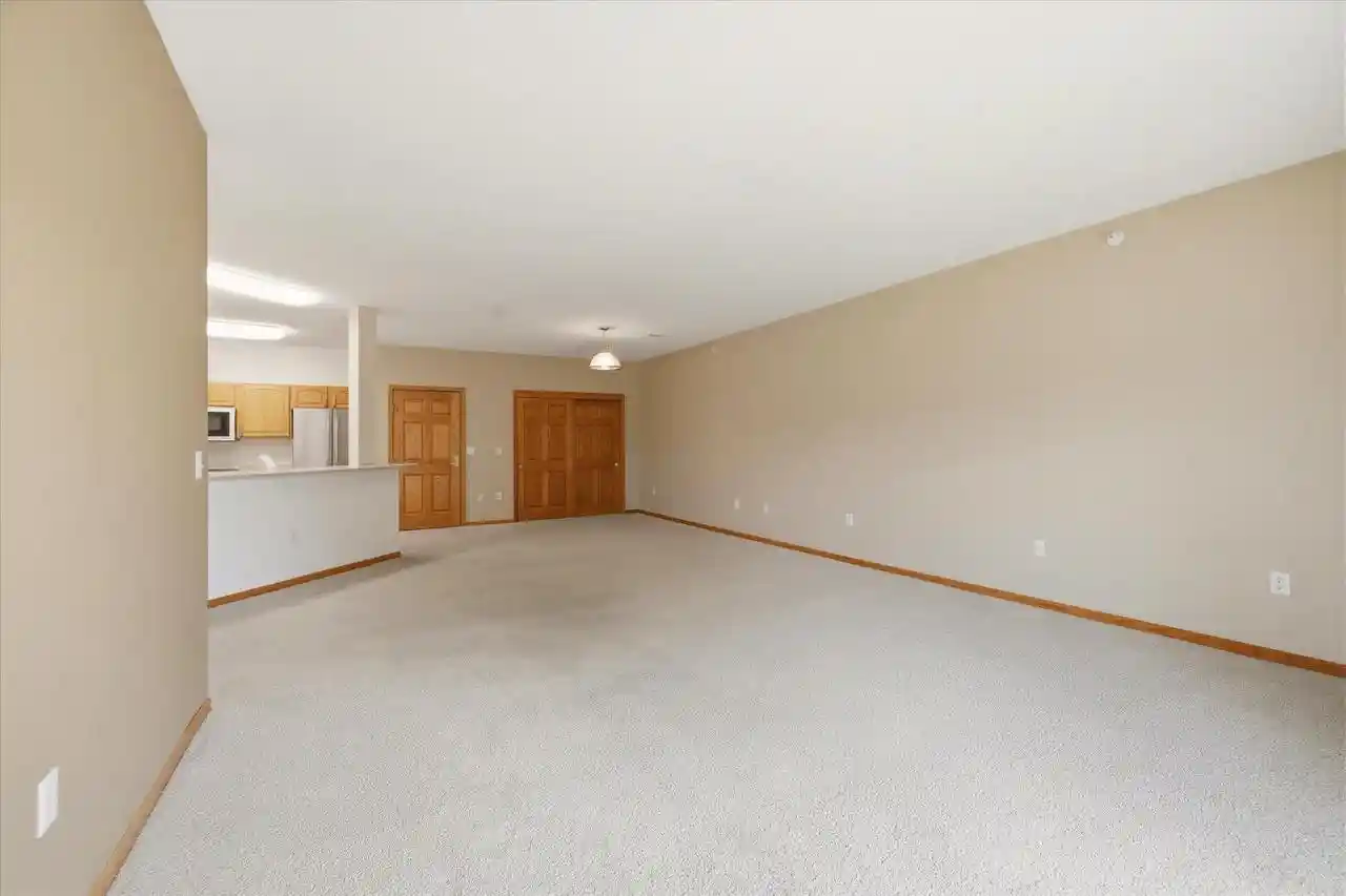2nd image of 6020 S Buckhorn Avenue Avenue #210, Cudahy, WI 53110 | MLS# 1971938