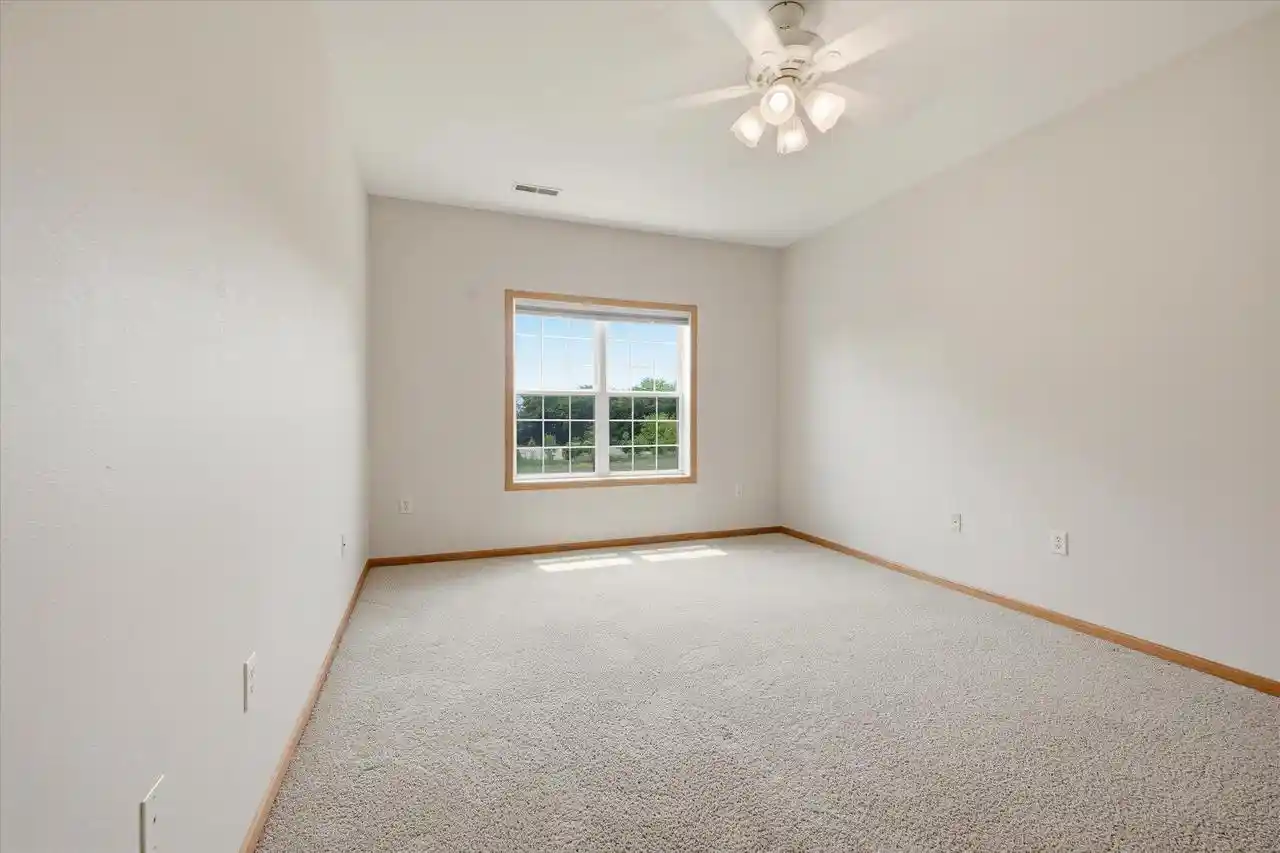 4th image of 6020 S Buckhorn Avenue Avenue #210, Cudahy, WI 53110 | MLS# 1971938
