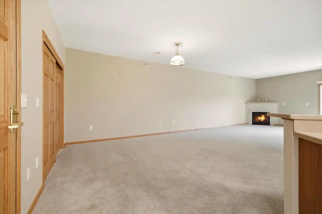 2nd image of 6020 S Buckhorn Ave Ave, Cudahy, WI 53110