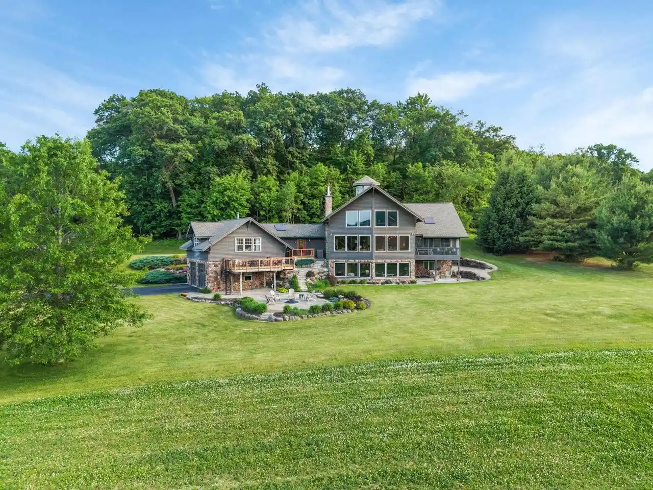 Homes for sale in North Freedom, WI | E9512 Freedom Road Road, North Freedom, WI 53951 | MLS# 2028223