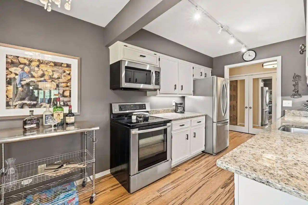 Photo 4 of Condo for sale at 1229 N Jackson Street Street #301, Milwaukee, WI 53202 | MLS# 1971948 | Listing updated on 2026-08-04