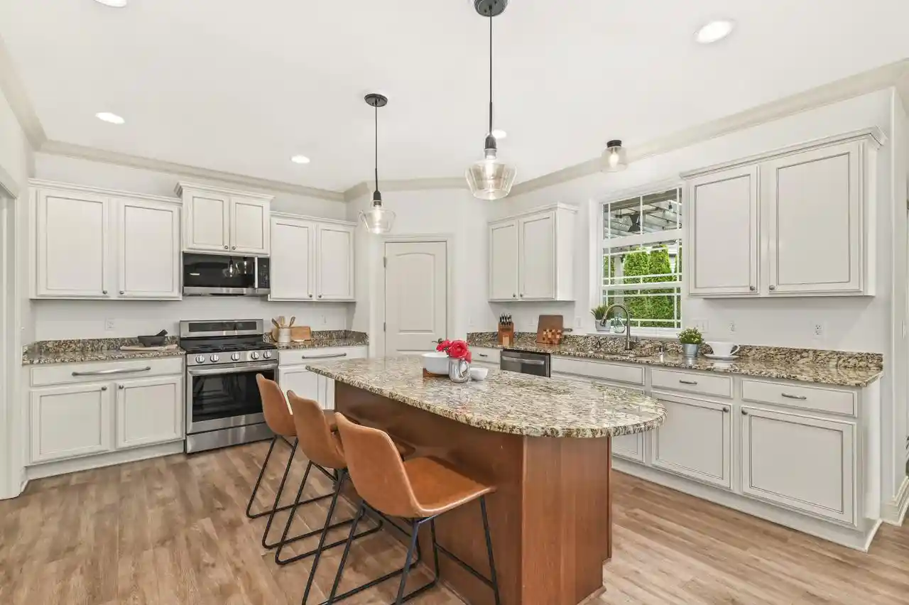2nd image of 1311 Prairie Creek Boulevard Boulevard, Oconomowoc, WI 53066 | MLS# 1971964