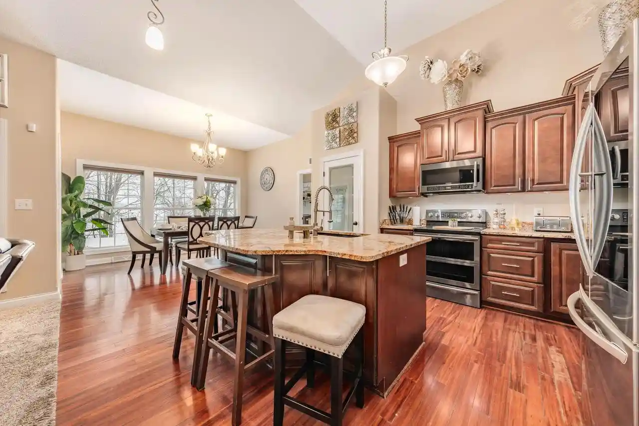 4th image of W209N11385 Reger Court Court, Germantown, WI 53022 | MLS# 1971956