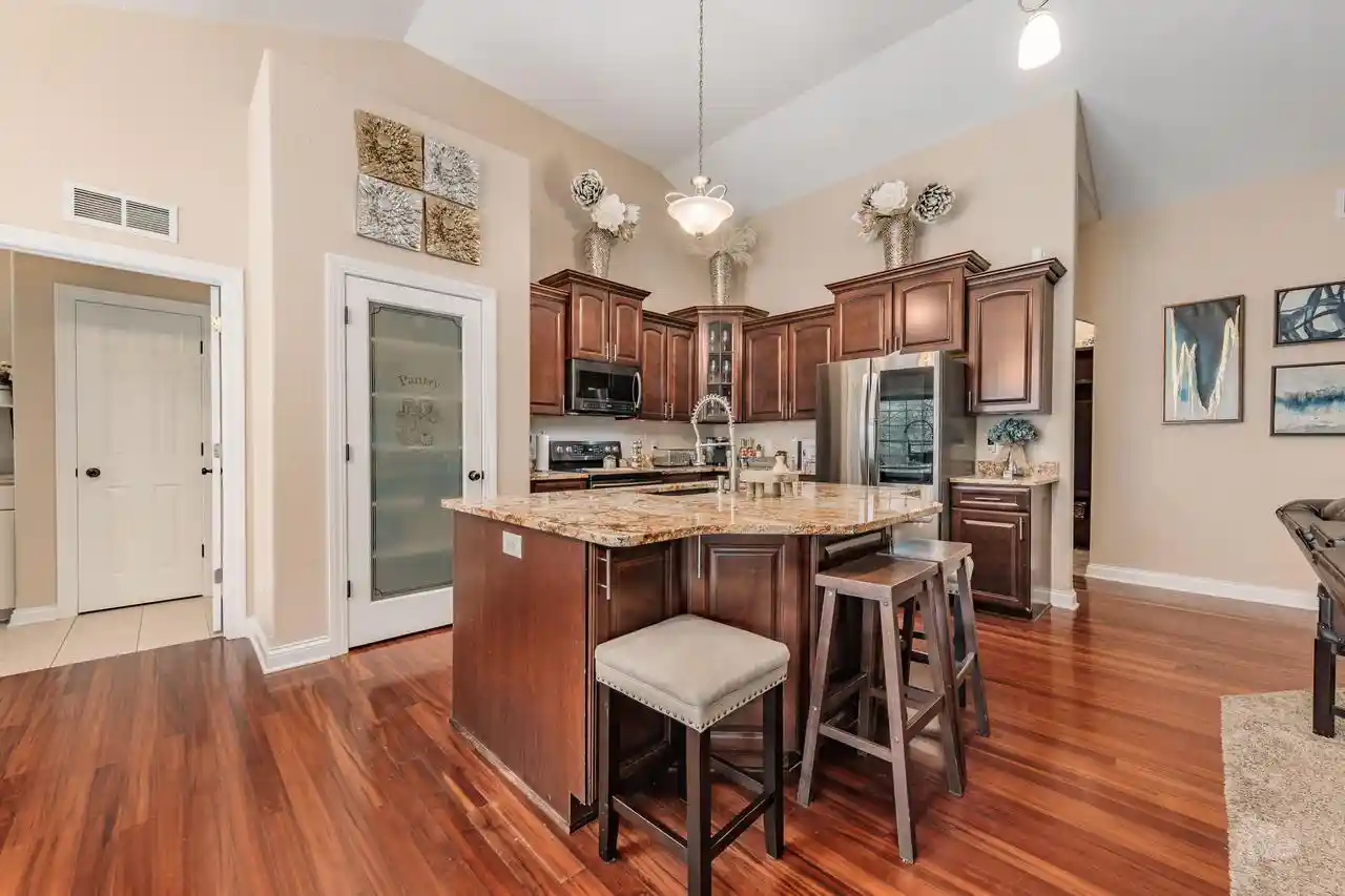 5th image of W209N11385 Reger Court Court, Germantown, WI 53022 | MLS# 1971956