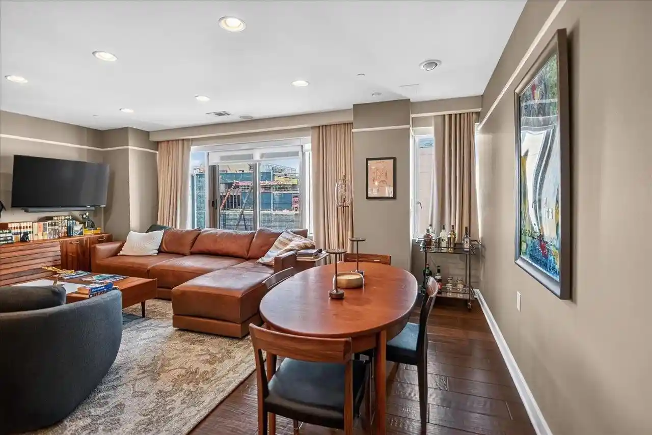 3rd image of 100 Wisconsin Avenue Avenue #805, Madison, WI 53703 | MLS# 2028228