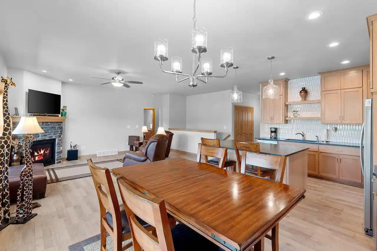 3rd image of 5042 Milkweed Trail Trail, Appleton, WI 54913 | MLS# 50329250