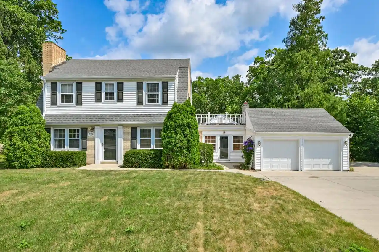1st image of 7620 W Drexel Avenue Avenue, Franklin, WI 53132 | MLS# 1971962