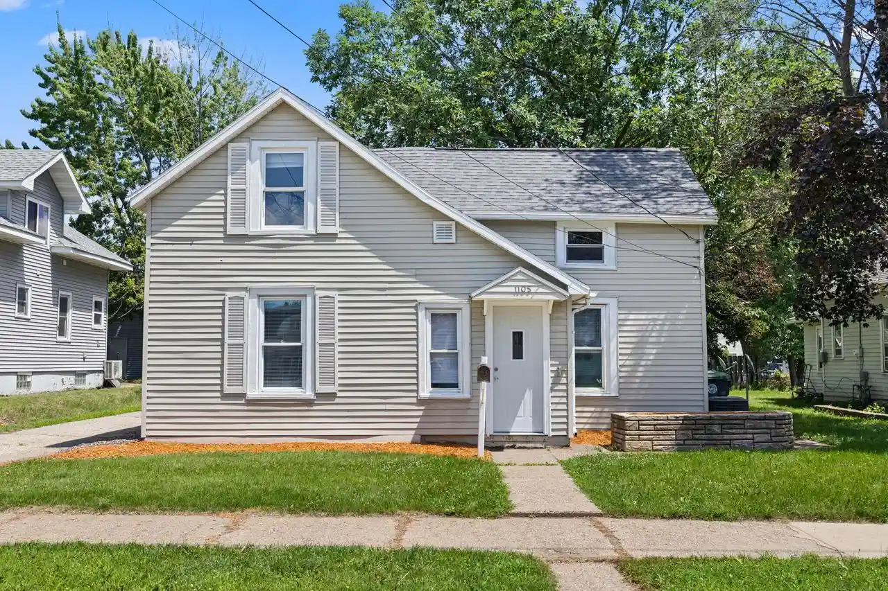 1st image of 1105 19th Street S Street S, La Crosse, WI 54601 | MLS# 1971966