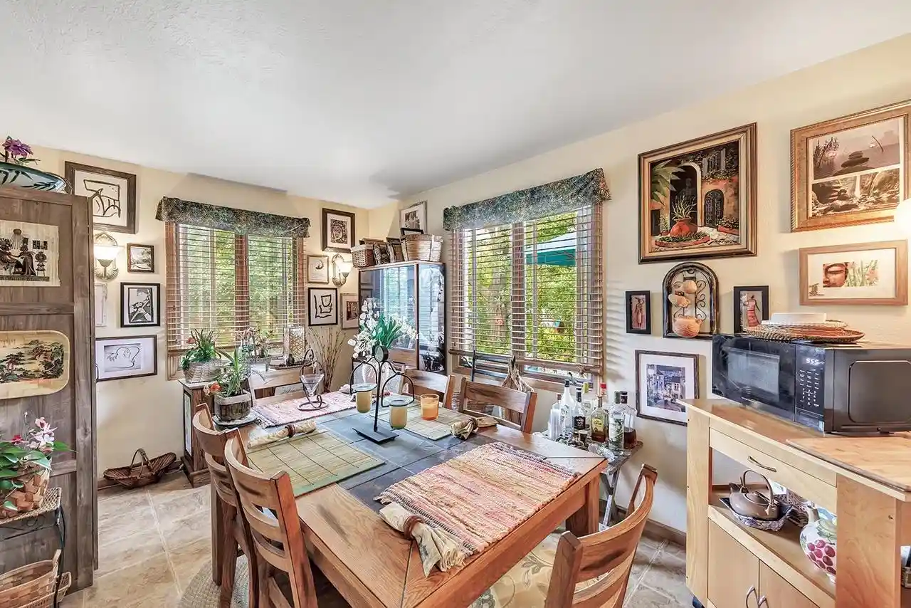 4th image of 1762 Chateau Dr Dr, Green Bay, WI 54304 | MLS# 50329256