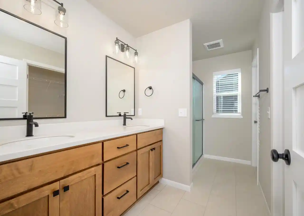 Photo 3 of Single family home for sale at 2509 Clover Point Dr Dr, Fitchburg, WI 53711 | MLS# 2028239 | Listing updated on 2026-10-21