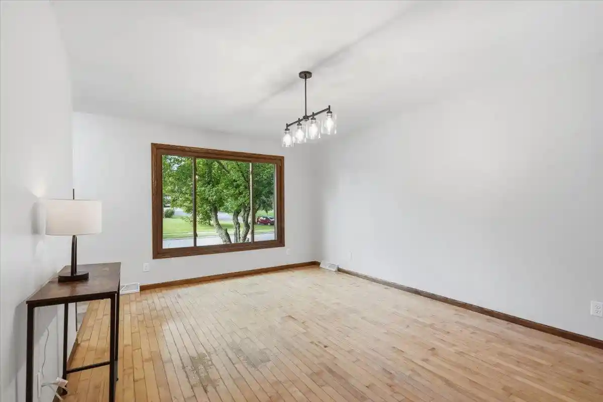 Photo 3 of Single family home for sale at 5106 Trafalger Pl, Madison, WI 53714 | MLS# 2028235 | Listing updated on 2026-09-18