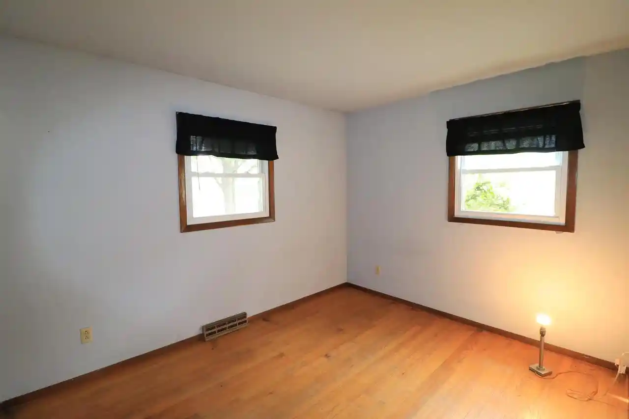 4th image of 2804 Sherwood Dr Dr, Janesville, WI 53545 | MLS# 2028236