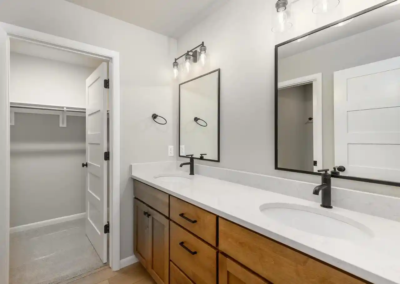 Photo 3 of Single family home for sale at 1231 Orchid Petal Dr Dr, Sun Prairie, WI 53590 | MLS# 2028242 | Listing updated on 2026-10-22
