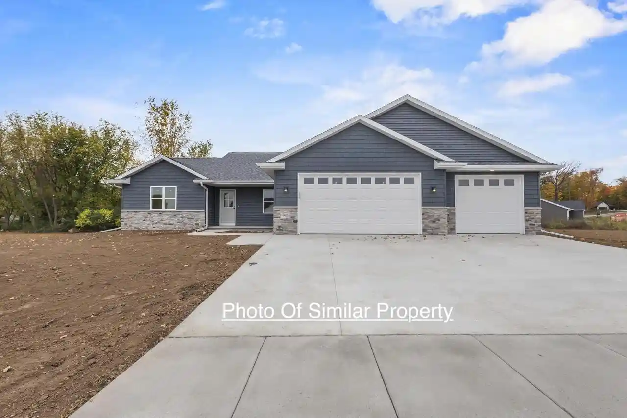 1st image of 2677 Vanderbilt Dr Dr, Neenah, WI 54956 | MLS# 50329259