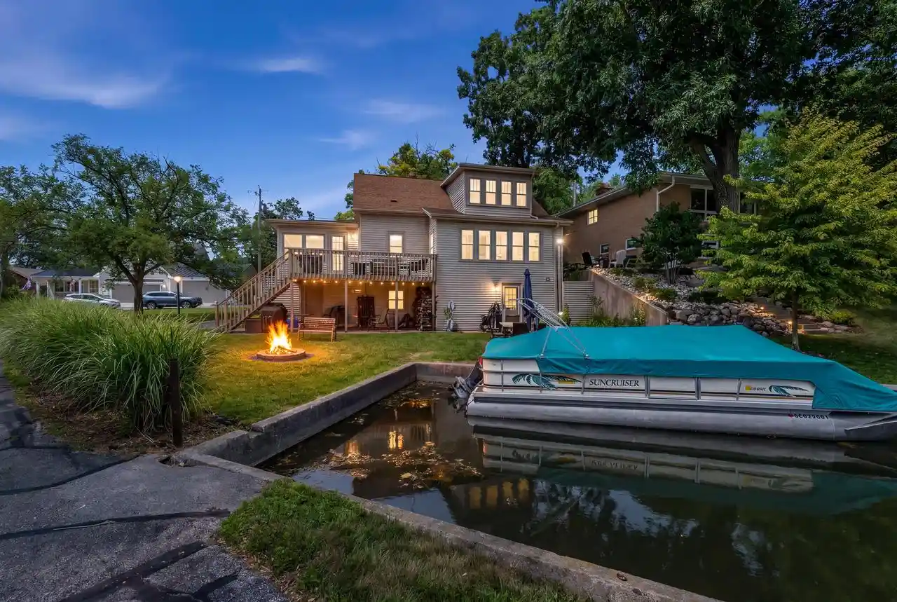 1st image of 30421 Forest Dr Dr, Burlington, WI 53105 | MLS# 1971984