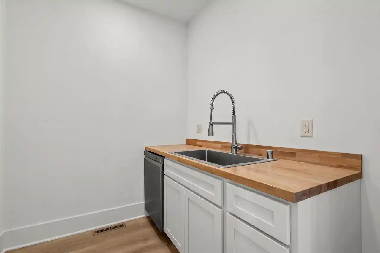 34th image of N52w6296 Mill Street Street, Cedarburg, WI 53012 | MLS# 1971985