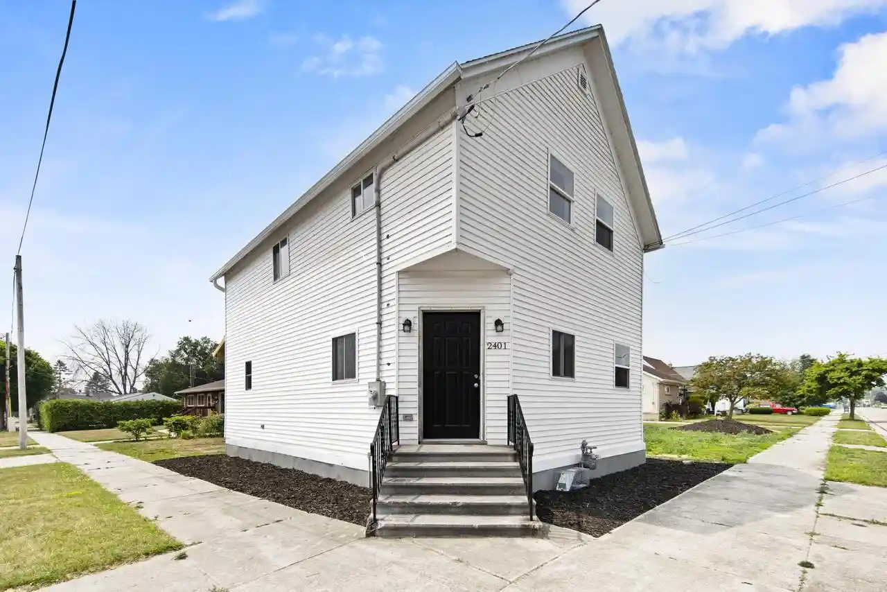 Photo 1 of Single family home for sale at 2401 12th Street Street, Two Rivers, WI 54241 | MLS# 50329277 | Listing updated on 2026-09-15
