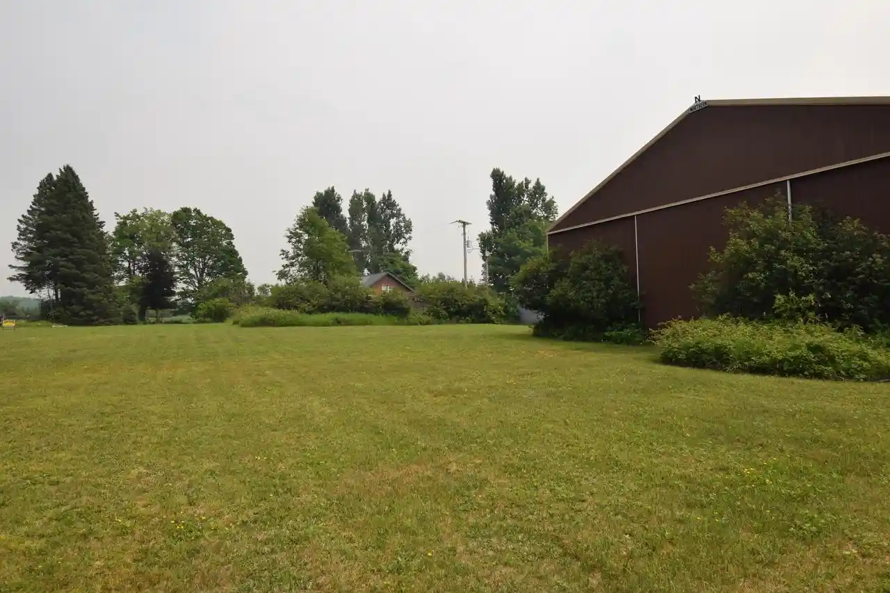 Photo 4 of Single family home for sale at 4515 Peshtigo River Road Road, Laona, WI 54541 | MLS# 1971992 | Listing updated on 2026-09-15