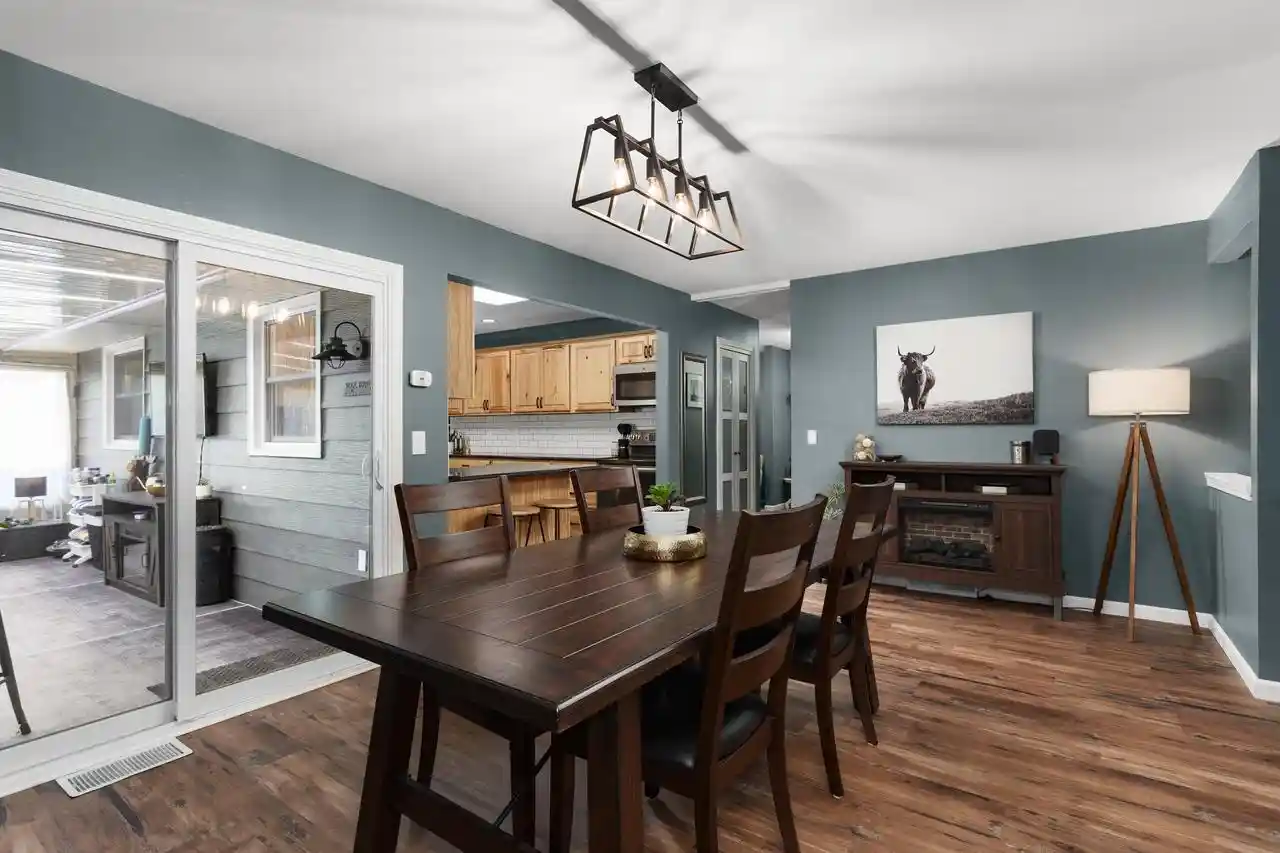 3rd image of 345 Beechwood Dr Dr, Janesville, WI 53548 | MLS# 2028255