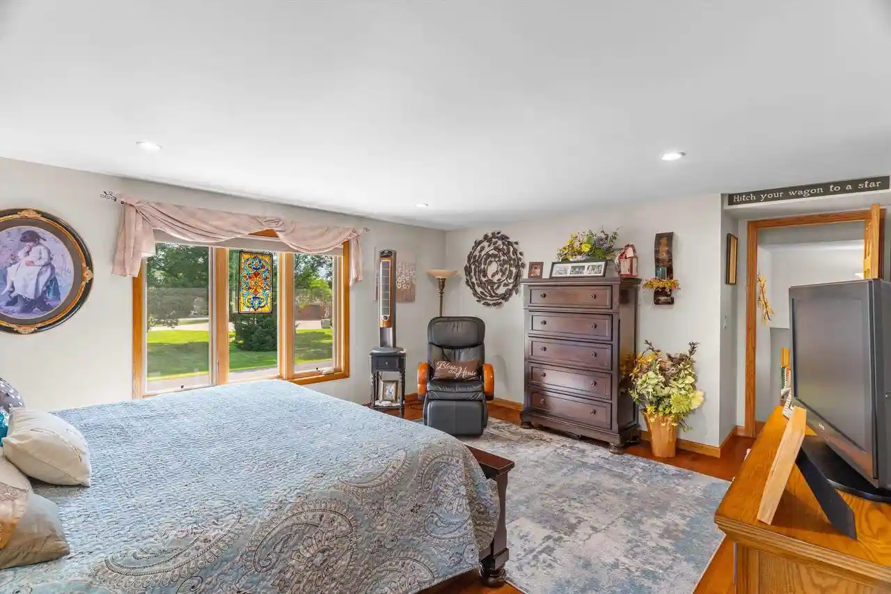 5th image of 305 Marathon Street Street, Marshfield, WI 54449 | MLS# 22603343