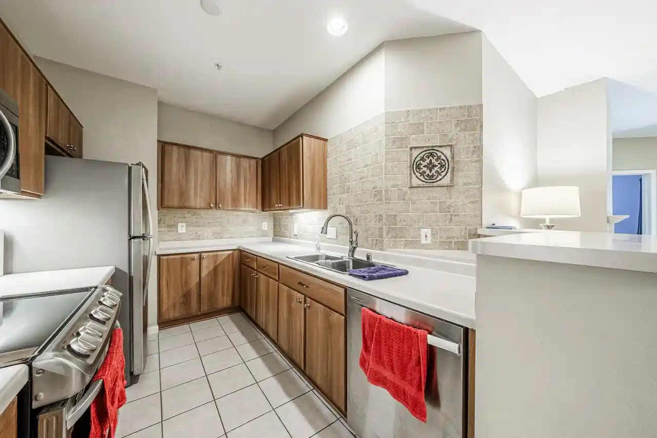 2nd image of N113w16241 Sylvan Circle Circle #104, Germantown, WI 53022 | MLS# 1972013