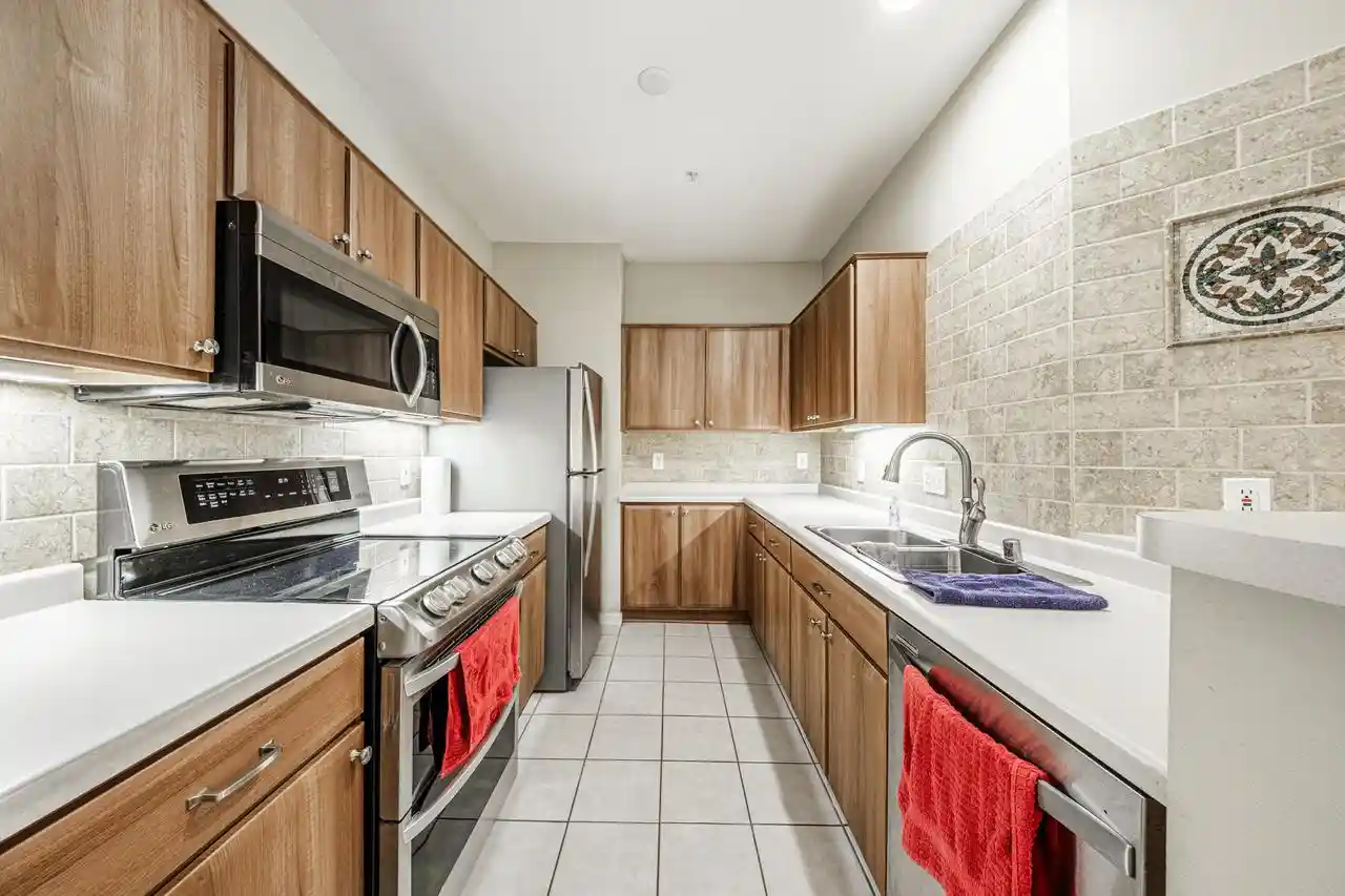 31st image of N113w16241 Sylvan Circle Circle #104, Germantown, WI 53022 | MLS# 1972013