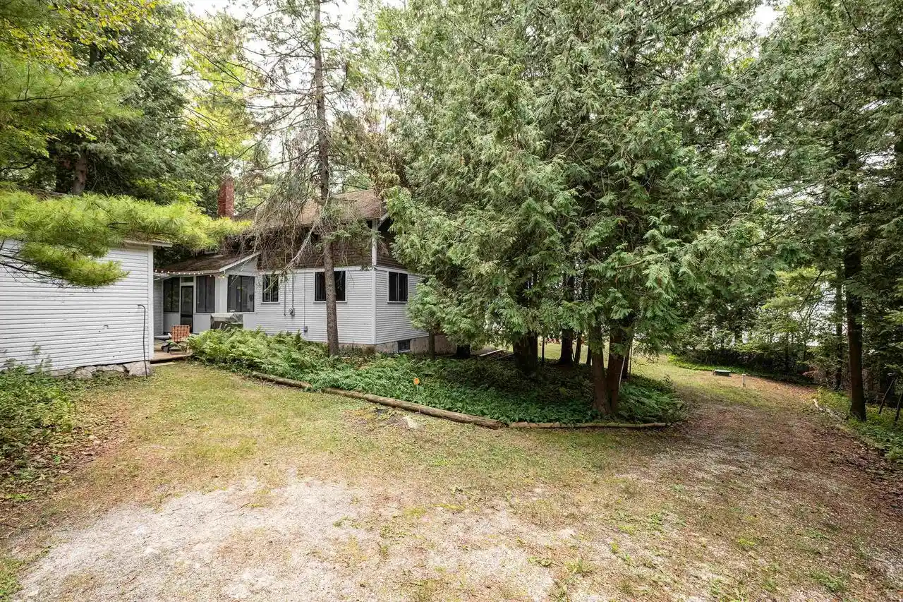 Photo 4 of Single family home for sale at 6961 County Hwy M, Sturgeon Bay, WI 54235 | MLS# 50329272 | Listing updated on 2026-09-14