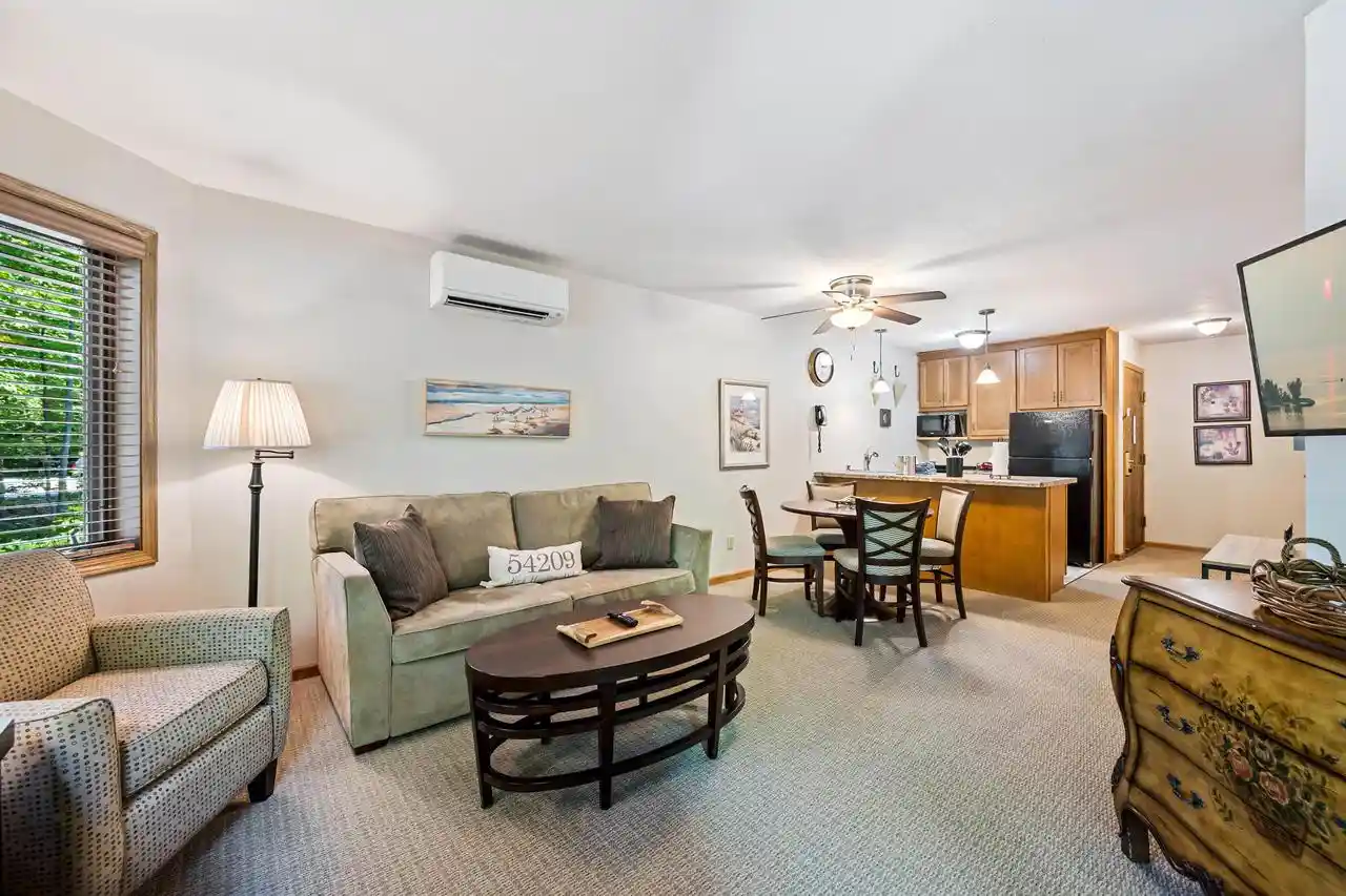 31st image of 4955 Landmark Circle Circle #4109, Egg Harbor, WI 54209 | MLS# 50329289