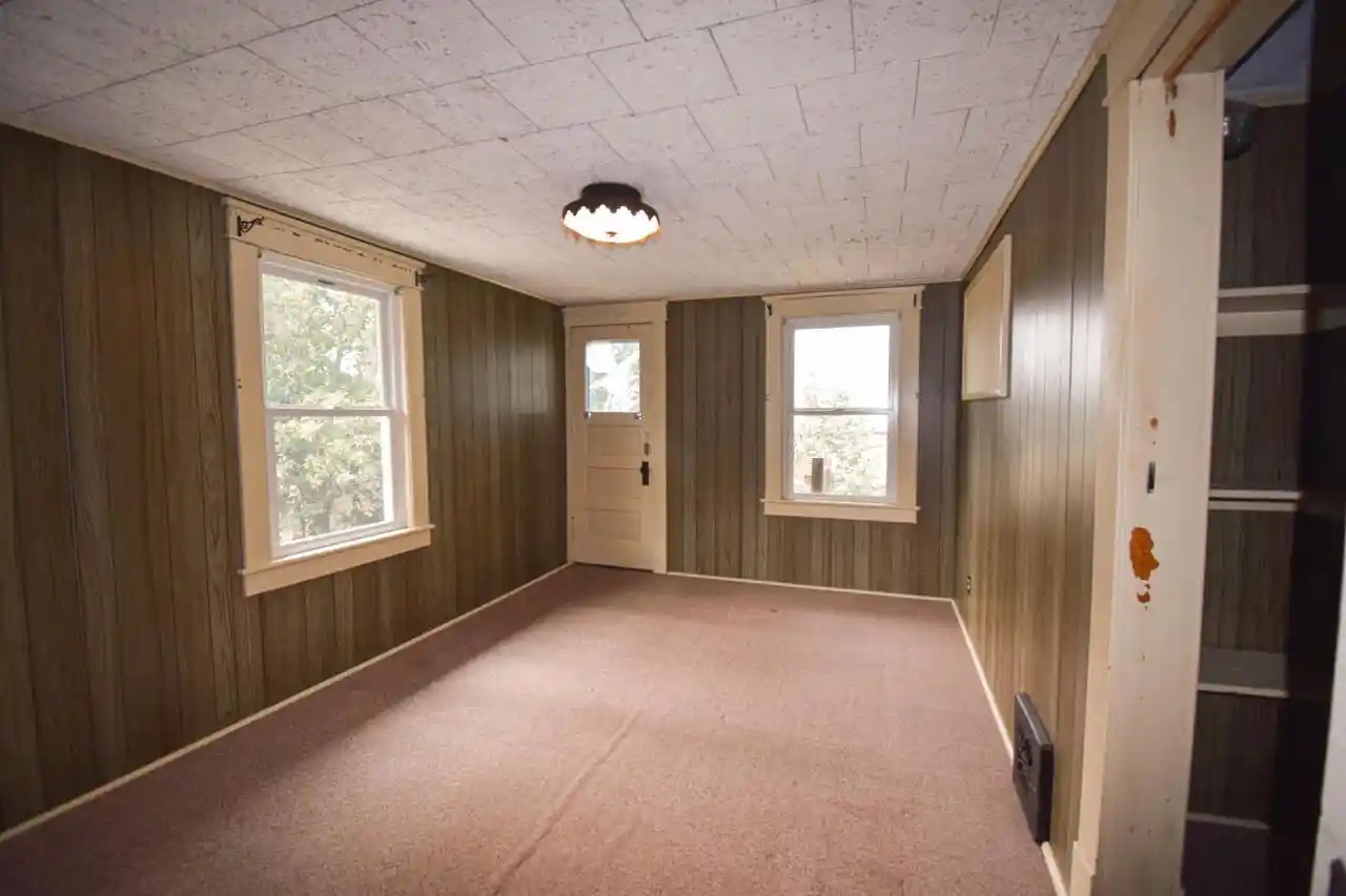 2nd image of 1134 W Walworth Avenue Avenue, Whitewater, WI 53190 | MLS# 1972035