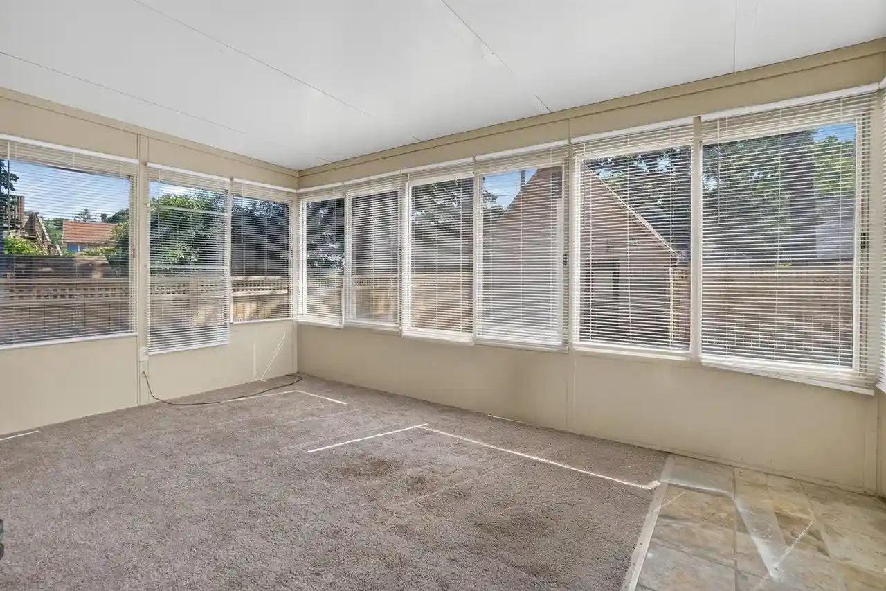 Photo 3 of Single family home for sale at 1525 Holmes Avenue Avenue, Racine, WI 53405 | MLS# 1972044 | Listing updated on 2026-08-22