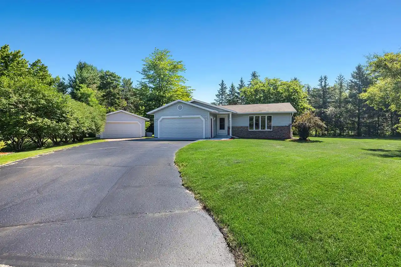 1st image of 2000 Juniper Lane Lane, Plover, WI 54467 | MLS# 22603345