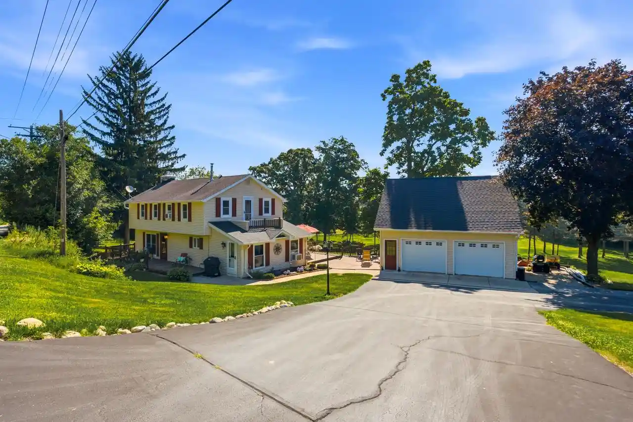 1st image of N45w32509 Watertown Plank Road Road, Nashotah, WI 53058 | MLS# 1972050