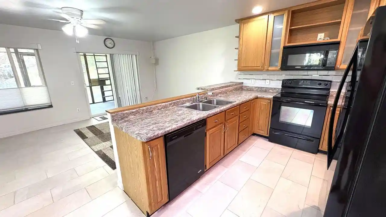Photo 4 of Single family home for sale at 529 Kings Lynn Road Road, Stoughton, WI 53589 | MLS# 2028283 | Listing updated on 2026-08-10