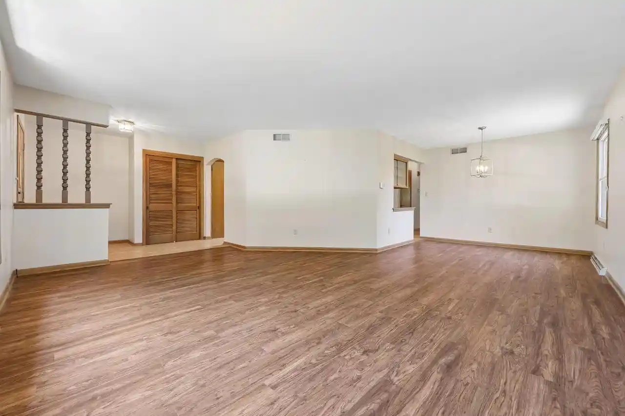 image of 7557 Chapel Hill Court N Court N, Franklin, WI 53132 | MLS# 1972066