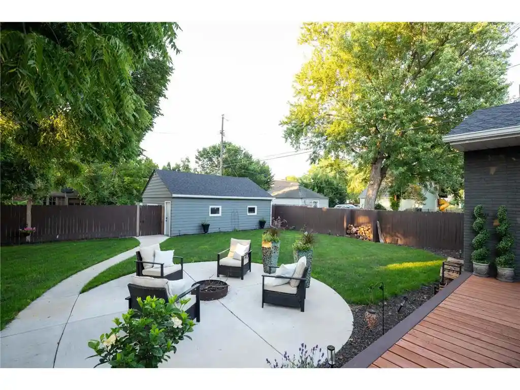 2nd image of 615 Vine Street Street, Hudson, WI 54016 | MLS# 7105490