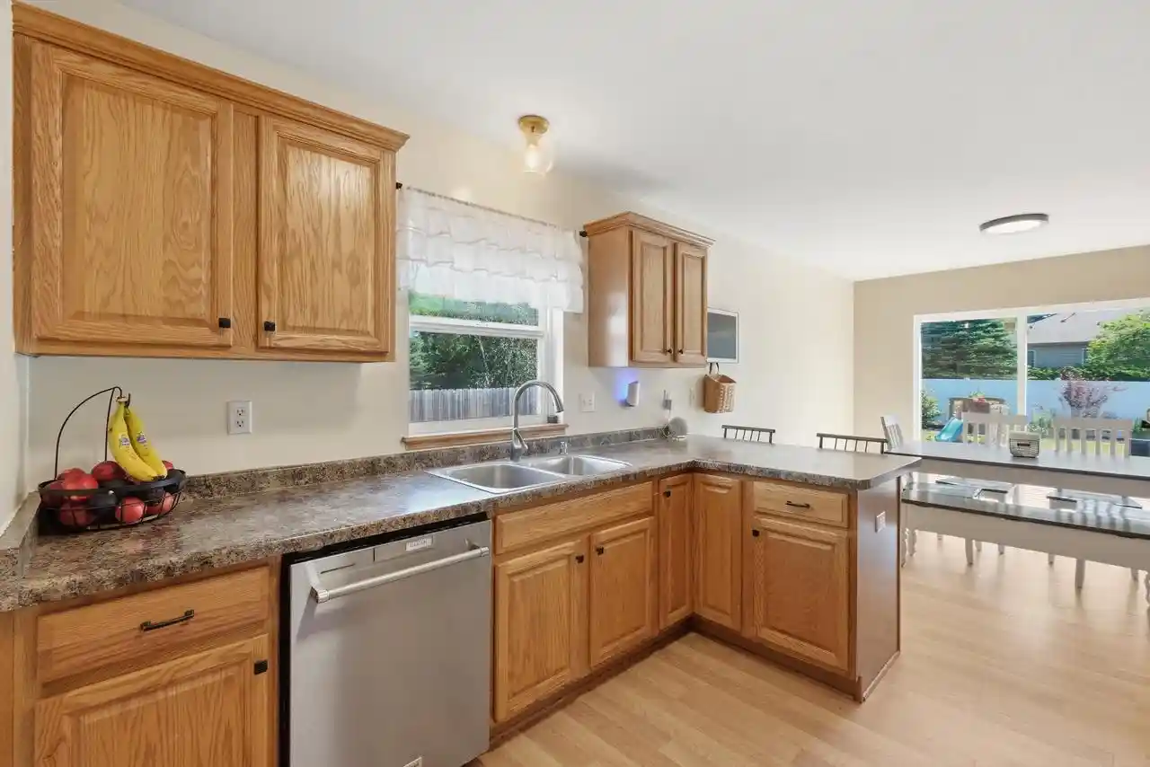 2nd image of 1365 Savannah Woods Dr Dr, Edgerton, WI 53534 | MLS# 2028295