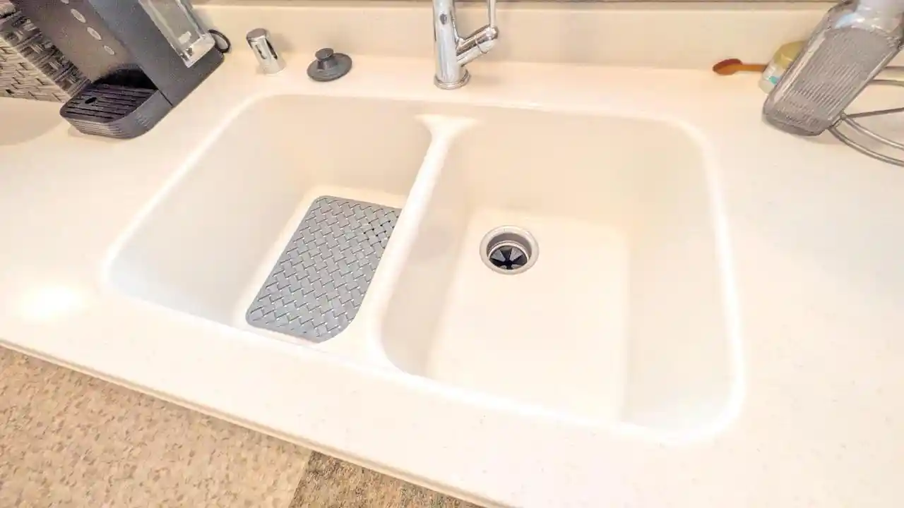 Photo 2 of Sale Pending at 3201 S 72nd Street Street, Milwaukee, WI 53219 | MLS# 1972080 | Listing updated on 2026-09-05