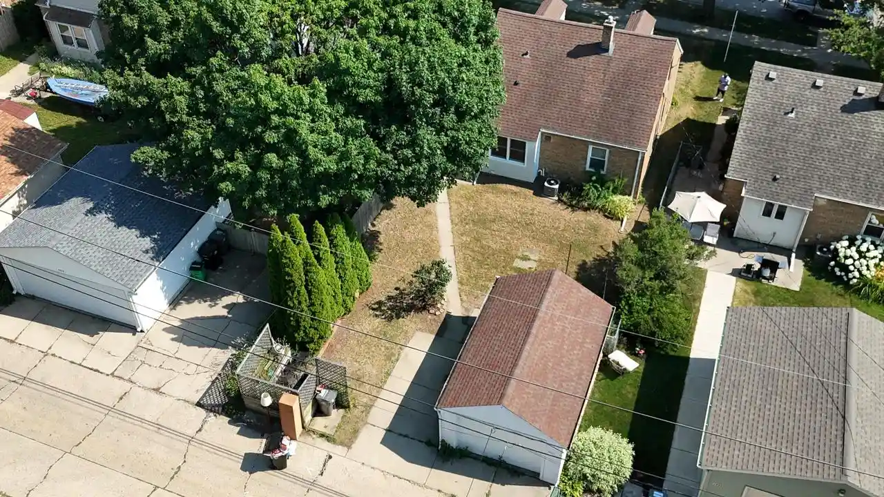 2nd image of 3450 E Allerton Avenue Avenue, Cudahy, WI 53110 | MLS# 1972094