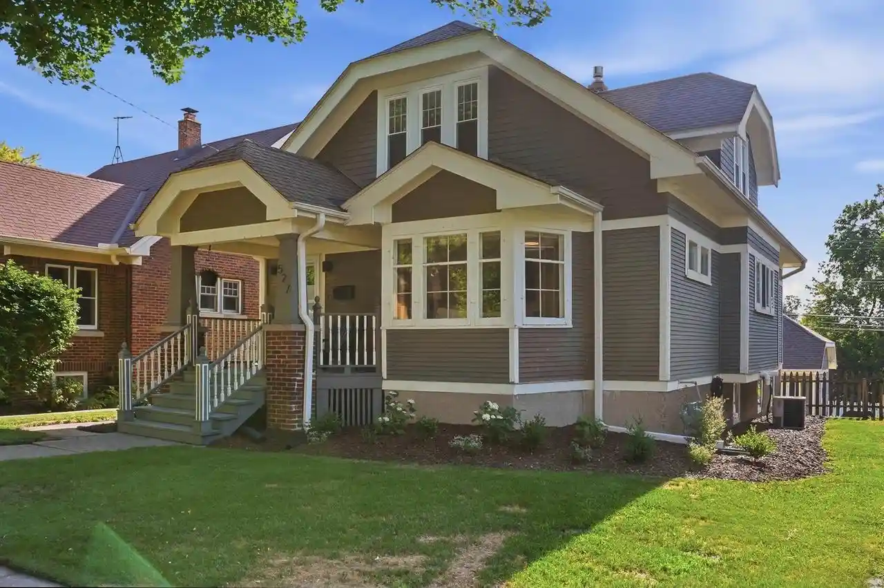 1st image of 527 S 7th Avenue Avenue, West Bend, WI 53095 | MLS# 1972099