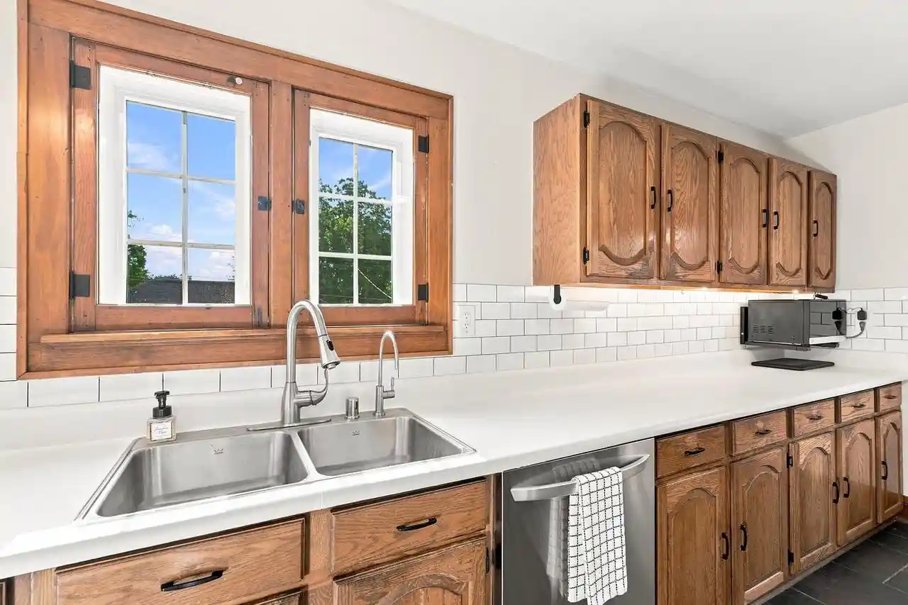 5th image of 527 S 7Th Avenue Avenue, West Bend, WI 53095 | MLS# 1972099
