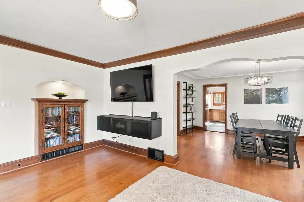 43rd image of 527 S 7th Avenue Avenue, West Bend, WI 53095 | MLS# 1972099