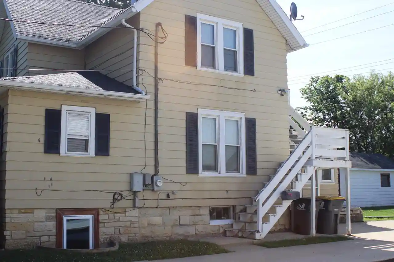 3rd image of 117 Cook Street Street, Waukesha, WI 53186 | MLS# 1972102